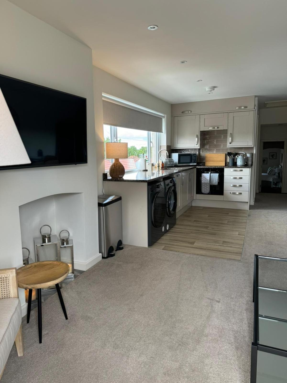 Chew View Luxury Apartment Keynsham Buitenkant foto